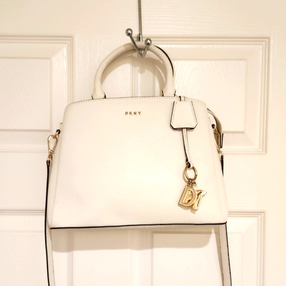 DKNY PURSE - Picture 1 of 16